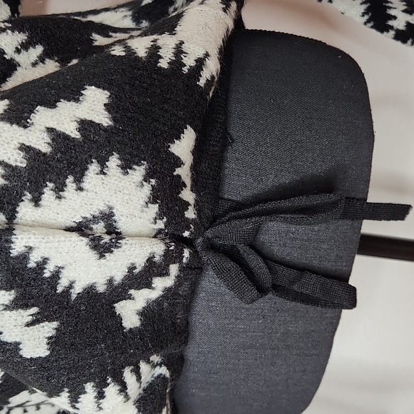 Boho No Boundaries Aztec turtle next sweater - Picture 5 of 10